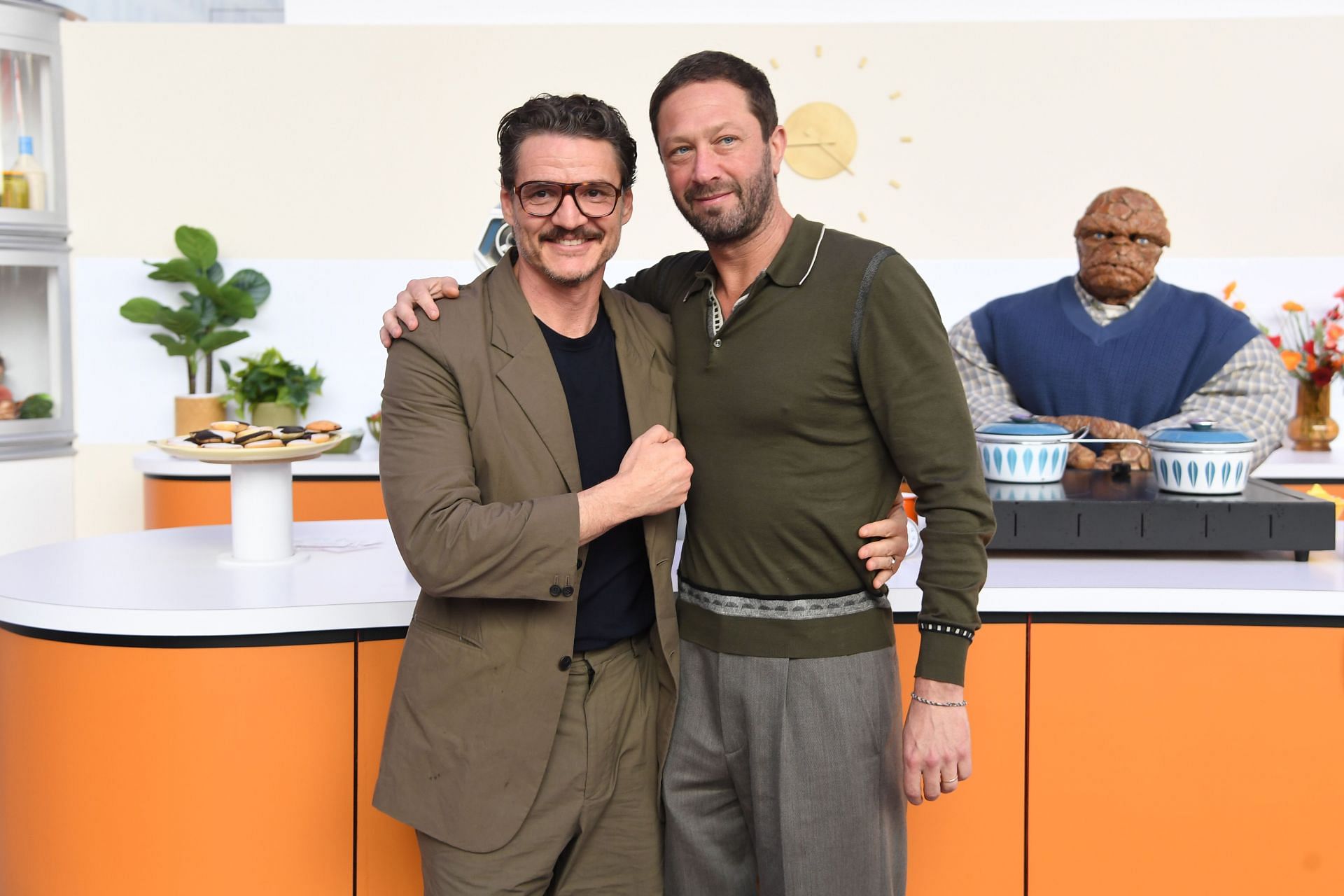 Pedro Pascal and Ebon Moss-Bachrach (Image via Getty)